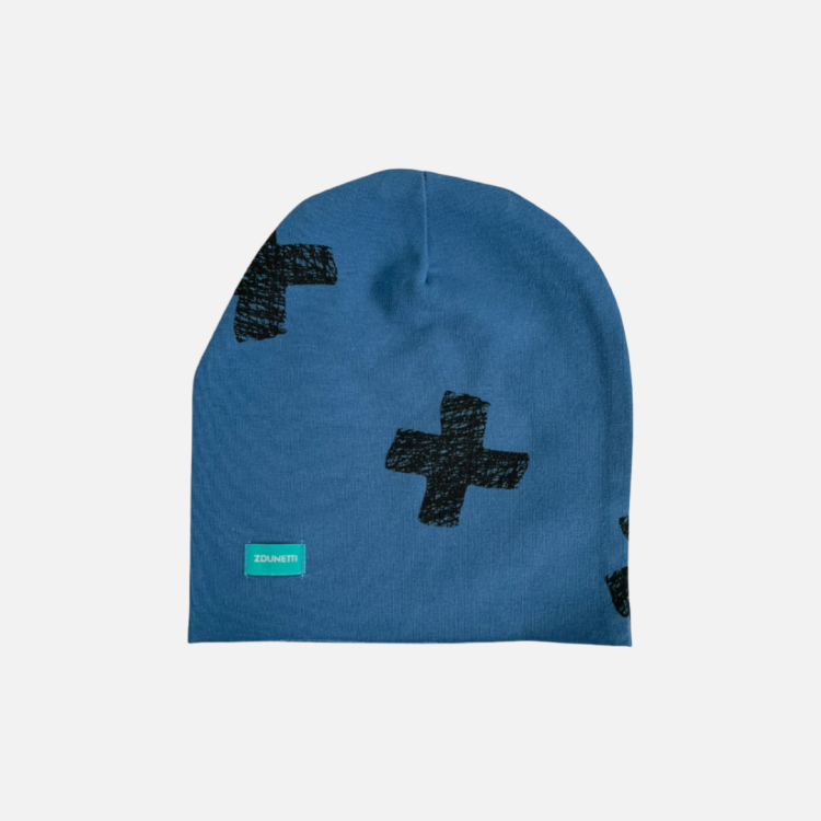 CZ125 Czapka dresowa dla niemowląt lekka miękka czapeczka wyprawka niemowlak granatowa niebieska krzyżyki plusy.PNG