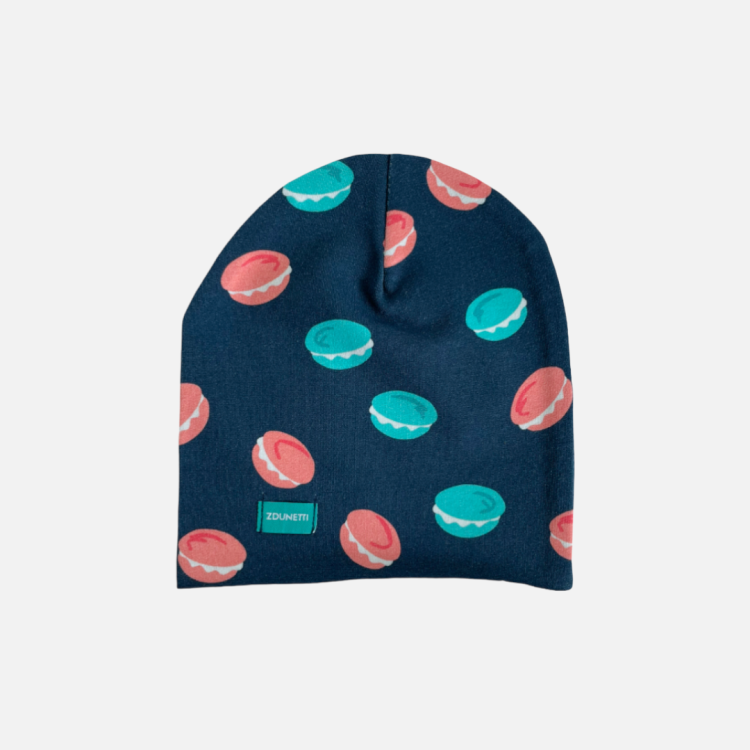 CZ0103 Czapka dresowa dla niemowląt lekka miękka czapeczka makaroniki ciasteczka granatowa.PNG