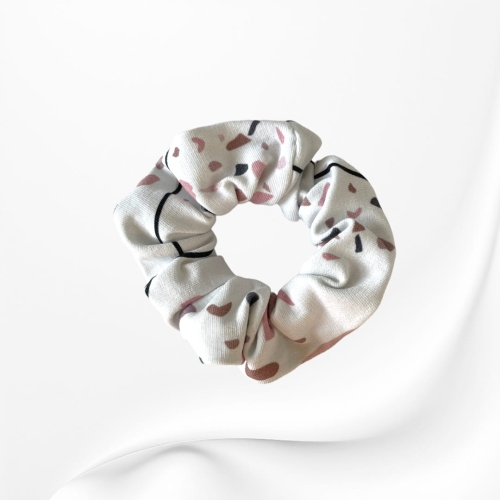 GS019 Gumka frotka scrunchie średnia lastryko biała.JPG