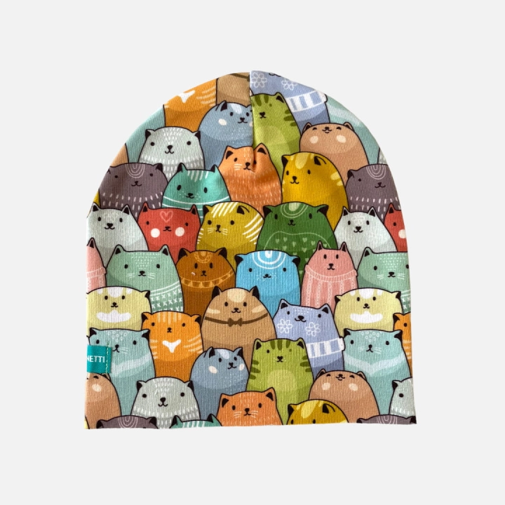 CZ157 Czapka dresowa dziecięca beanie w kotki kolorowa.JPG