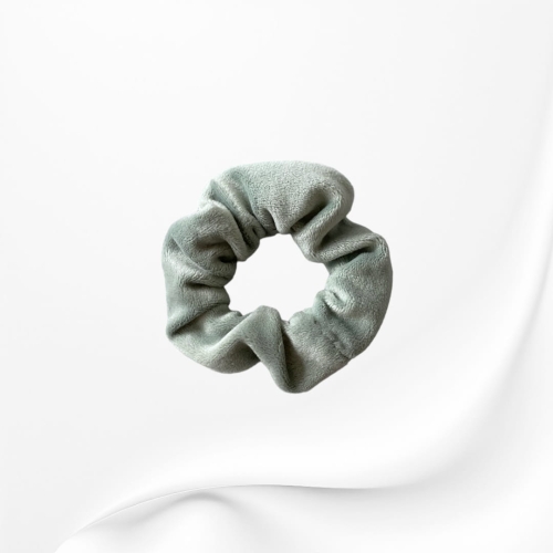 GD070 Gumka frotka scrunchie mini welurowa zielona blada.JPG
