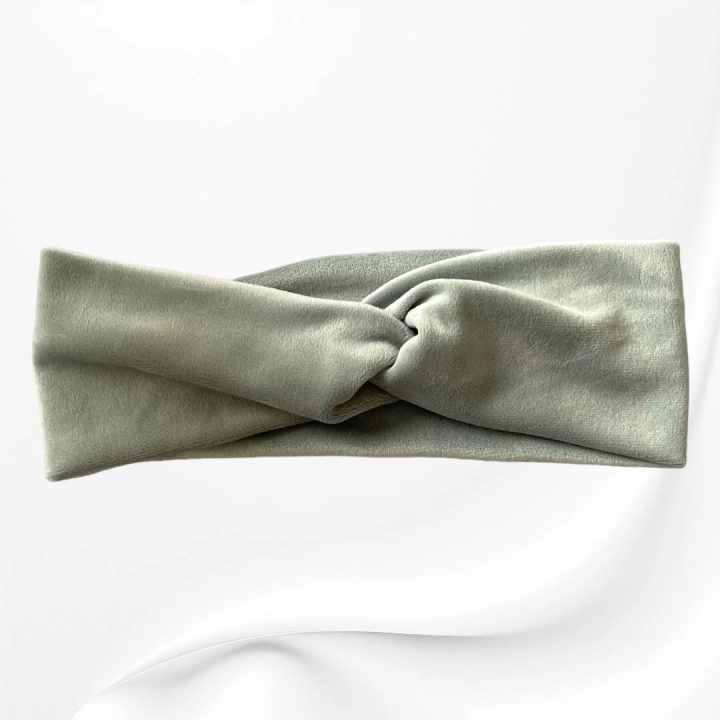 OMP046 OPASKA TWIST NA GŁOWĘ WELUROWA zielona blada.JPG
