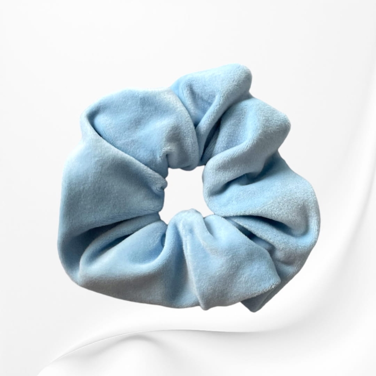 GM053 GUMKA FROTKA SCRUNCHIE DUŻA WELUROWA błękitna.JPG