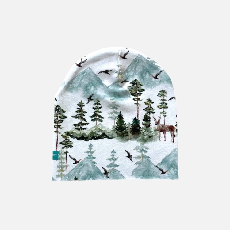 CZ120 Czapka dresowa dla niemowląt lekka miękka czapeczka las góry panorama wyprawka niemowlak.JPG