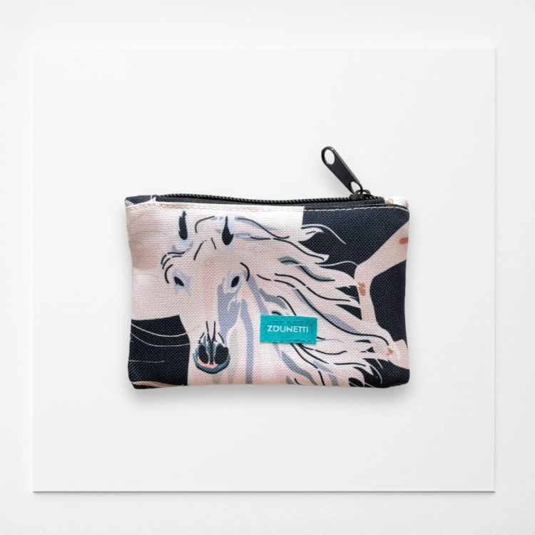 PFM016 PORTFELIK MAŁY konie.JPG