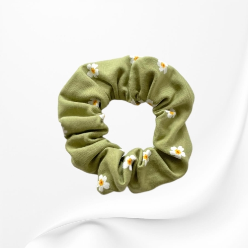 GS058 Gumka frotka scrunchie kwiaty zielona.JPG