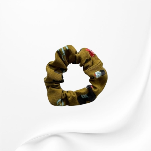 GD097 Gumka frotka scrunchy scrunchie mini ALPAKA LAMA zielona oliwkowa.JPG