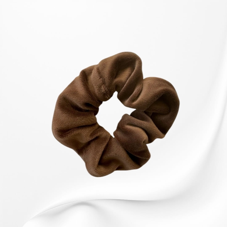 GS069 Gumka frotka scrunchie śednia welurowa BRĄZOWA CZEKOLADOWA.JPG