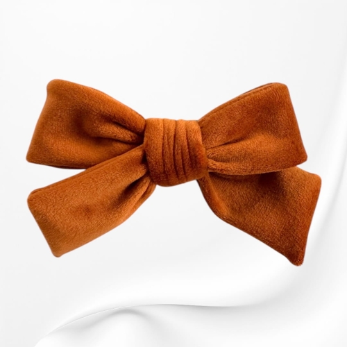 SKD023 SPINKA KOKARDKA DUŻA WELUROWA karmelowa ruda.JPG