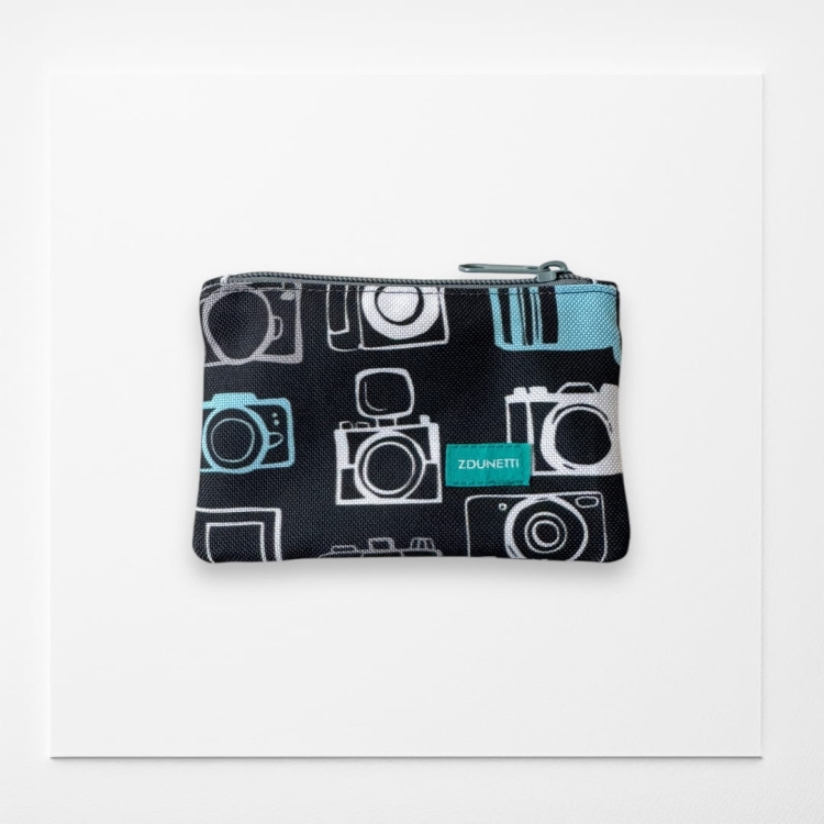 PFM044 PORTFELIK MAŁY - aparaty fotograficzne.JPG