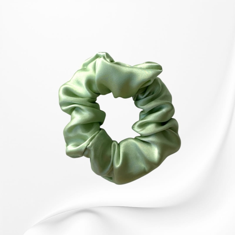 GJMD011 jedwabna scrunchie gumka do włosów jedwab ZIELONA JASNA.JPEG