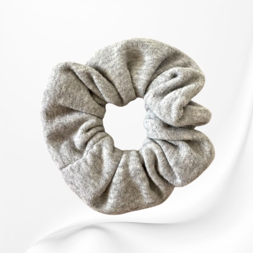 GM091 Gumka z materiału frotka na włosy na rękę do włosów dresowa szara JASNA grubsza.JPEG