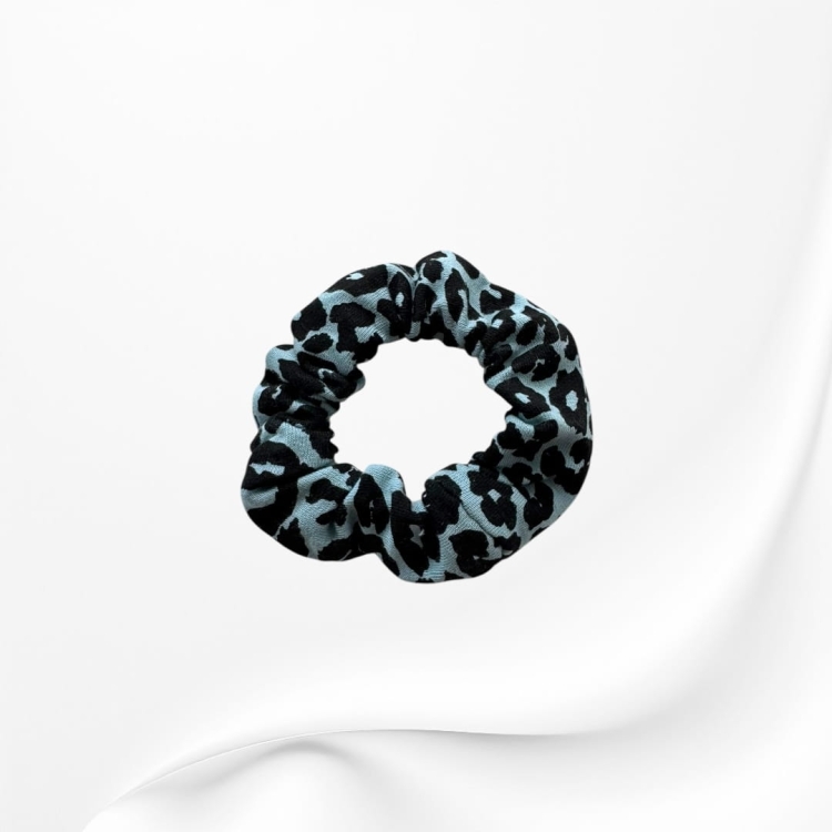 GD121 Gumka frotka scrunchy scrunchie mini panterka błękitna.JPEG