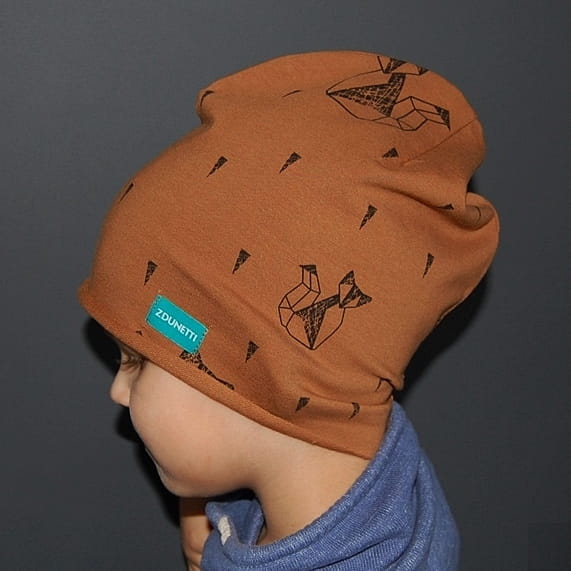 CZ027 Czapka dresowa dziecięca z dresówki smerfetka beanie lisy karmelowa ruda.JPG