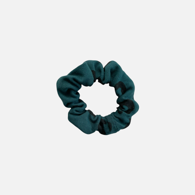 GD009 Gumka frotka scrunchy scrunchie mini wąska cętki panterka zielona butelkowa.PNG