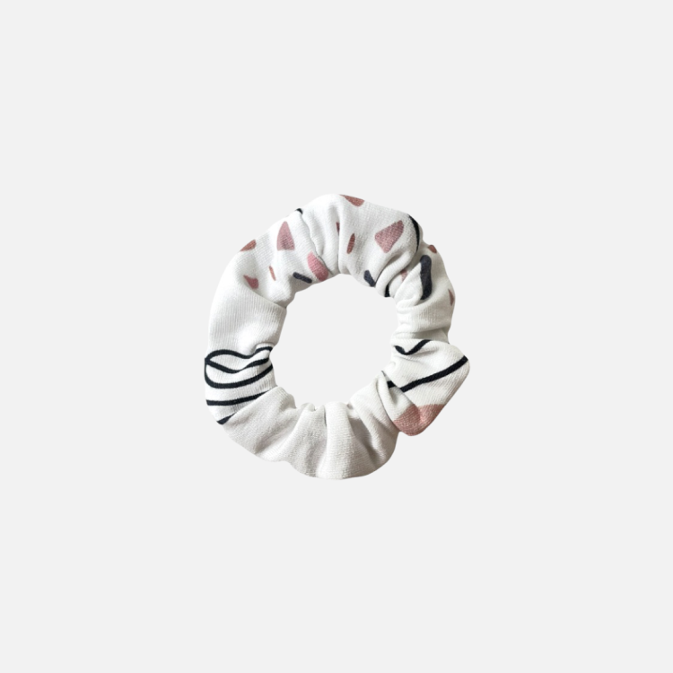 GD033 Gumka frotka scrunchy scrunchie mini wąska lastryko jasna.PNG